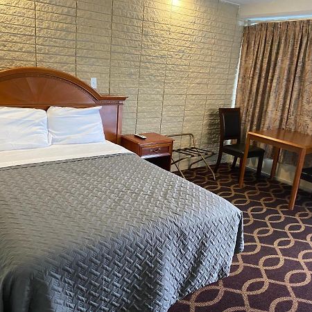 Sonrise Inn Breezewood Eksteriør bilde
