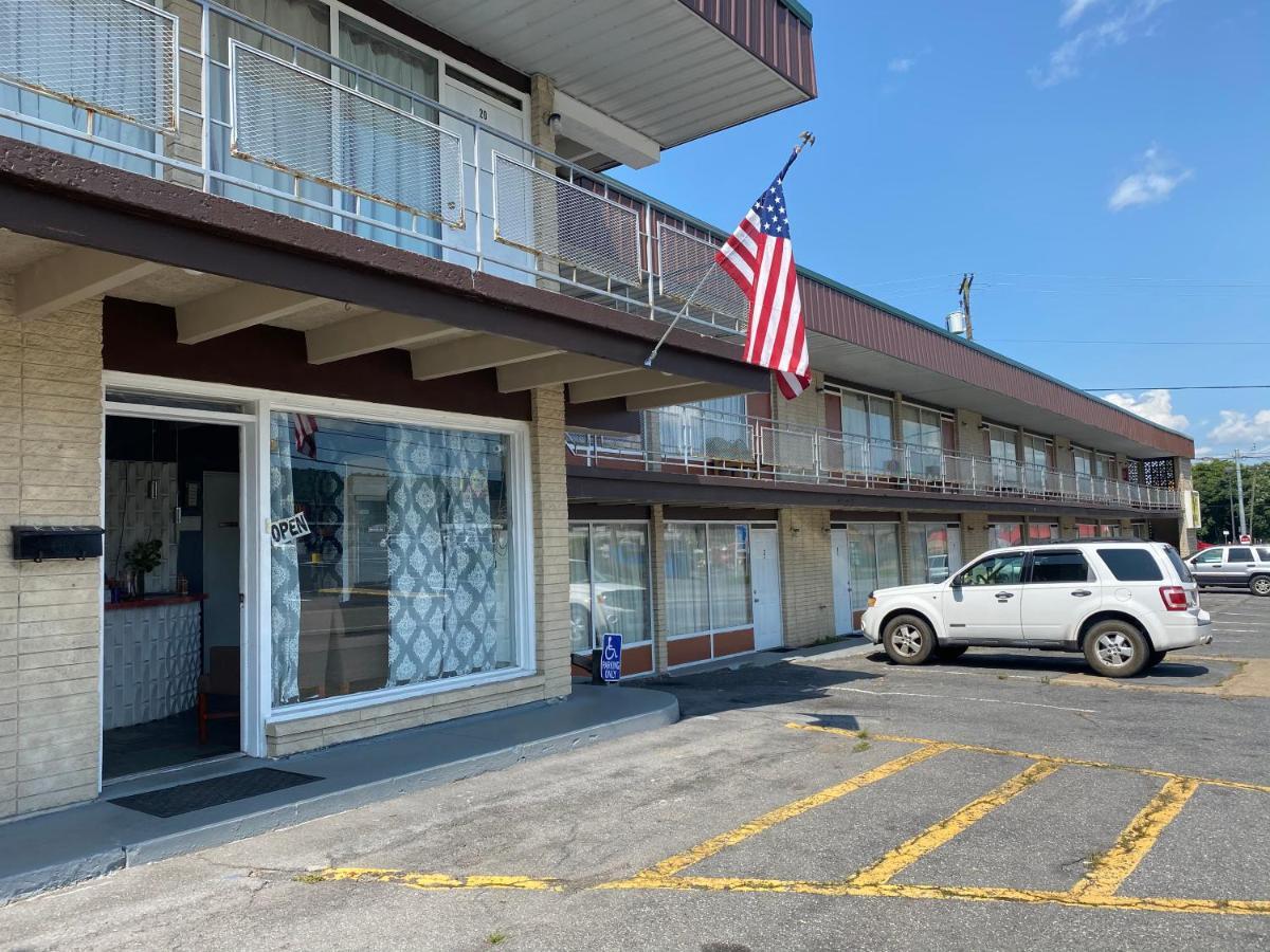 Sonrise Inn Breezewood Eksteriør bilde