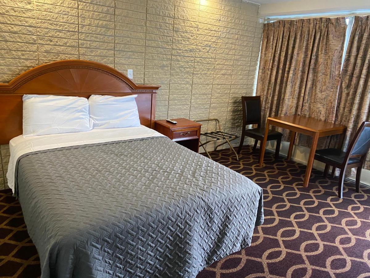 Sonrise Inn Breezewood Eksteriør bilde
